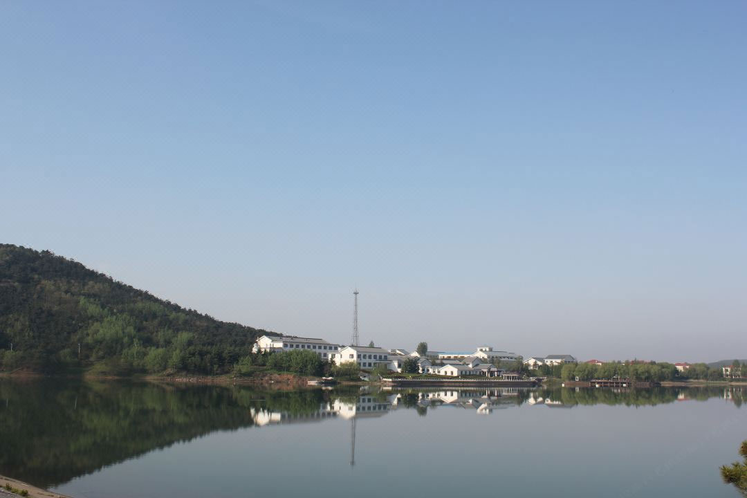 青岛丰泽山庄大酒店-青岛哪家拓展公司安全保障完善|青岛拓展训练公司排名前十口碑对比|青岛专业拓展训练服务-青岛众行远管理咨询